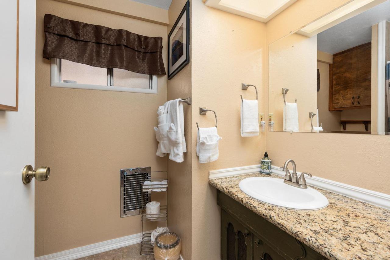 Views, Hot Tub, Outdoor Shower, 15M From Sequoia Трі-Риверс Екстер'єр фото