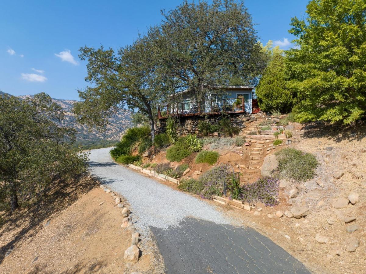 Views, Hot Tub, Outdoor Shower, 15M From Sequoia Трі-Риверс Екстер'єр фото