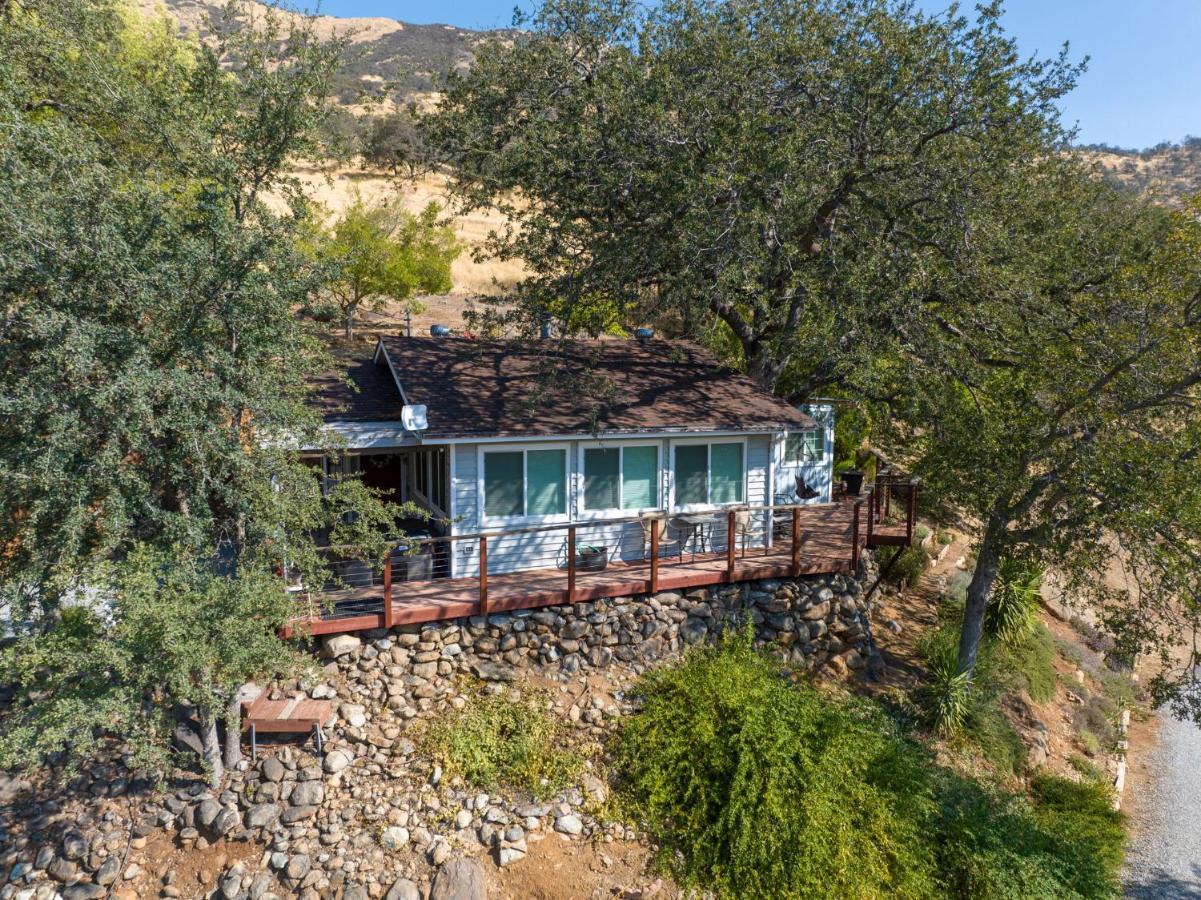 Views, Hot Tub, Outdoor Shower, 15M From Sequoia Трі-Риверс Екстер'єр фото