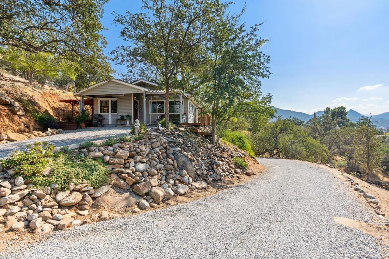 Views, Hot Tub, Outdoor Shower, 15M From Sequoia Трі-Риверс Екстер'єр фото